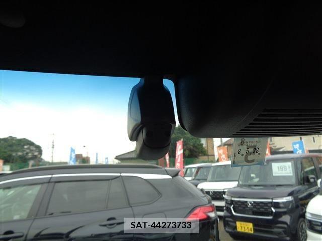 Honda N BOX CUSTOM 2022-08 385935-15