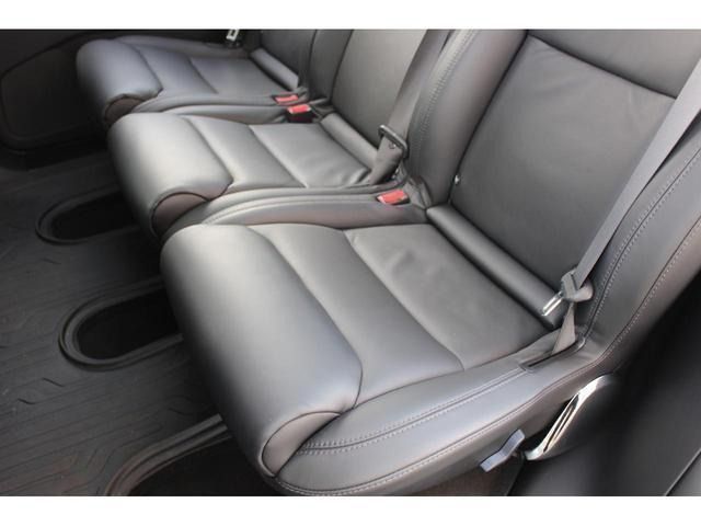 Tesla MODEL X 2017-09 5121-14