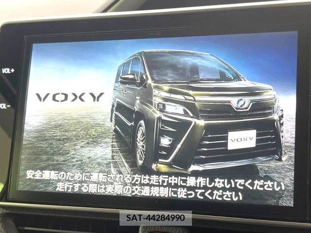 Toyota VOXY 2017-12 224293-2