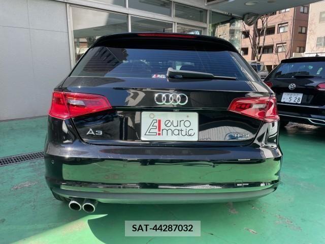 Audi A3 2015-02 373119-2