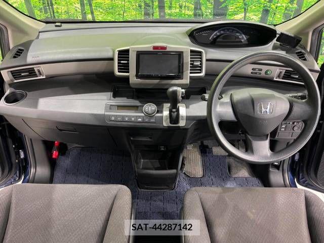 Honda FREED 2011-08 302825-1