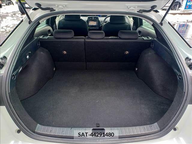 Toyota PRIUS 2021-01 209428-5