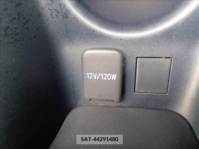 Toyota PRIUS 2021-01 209428-14