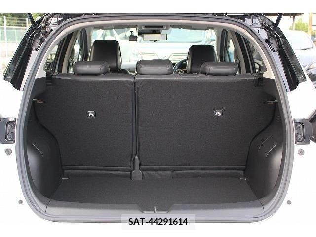 Nissan AURA 2021-08 356656-17