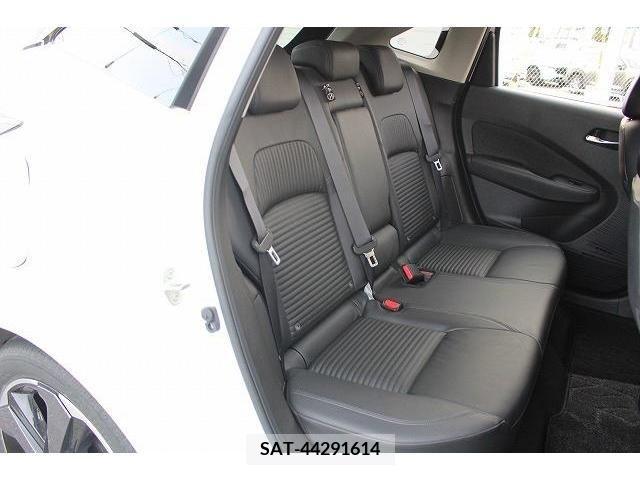 Nissan AURA 2021-08 356656-14