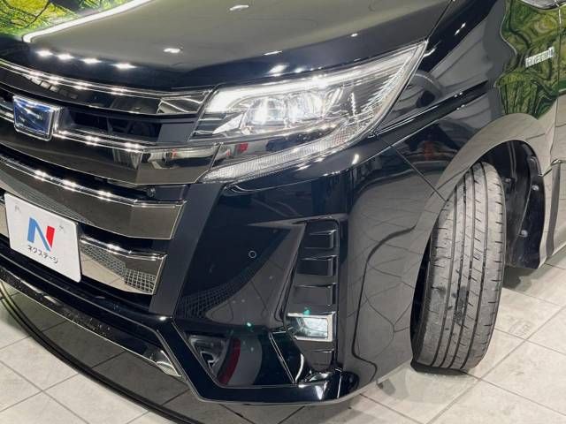 Toyota NOAH HYBRID 2019-05 27213-12