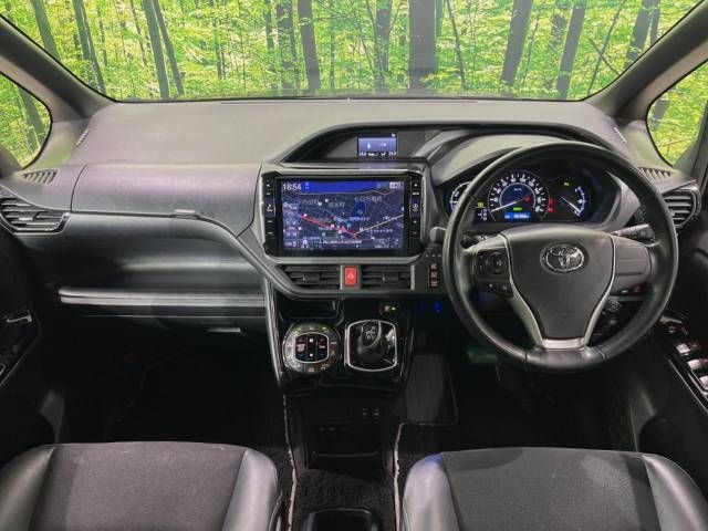 Toyota NOAH HYBRID 2019-05 27213-1