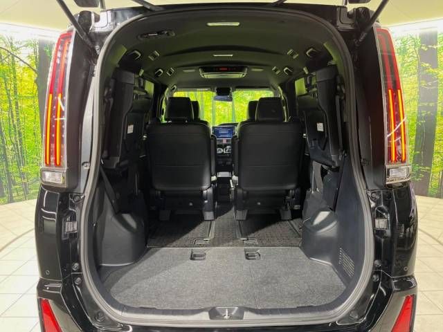 Toyota NOAH HYBRID 2019-05 27213-10