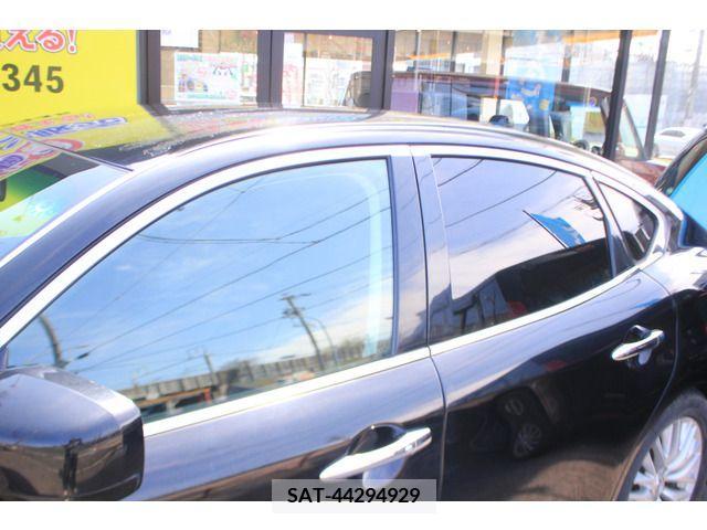 Nissan FUGA 2011-08 232590-15