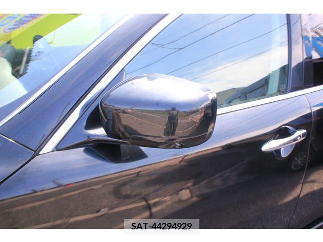 Nissan FUGA 2011-08 232590-14