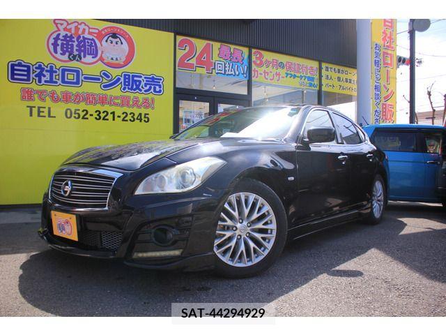 Nissan FUGA 2011-08 232590-1