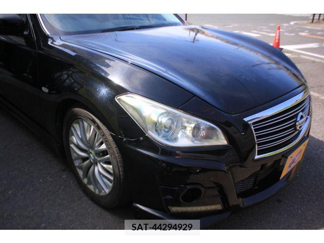 Nissan FUGA 2011-08 232590-8