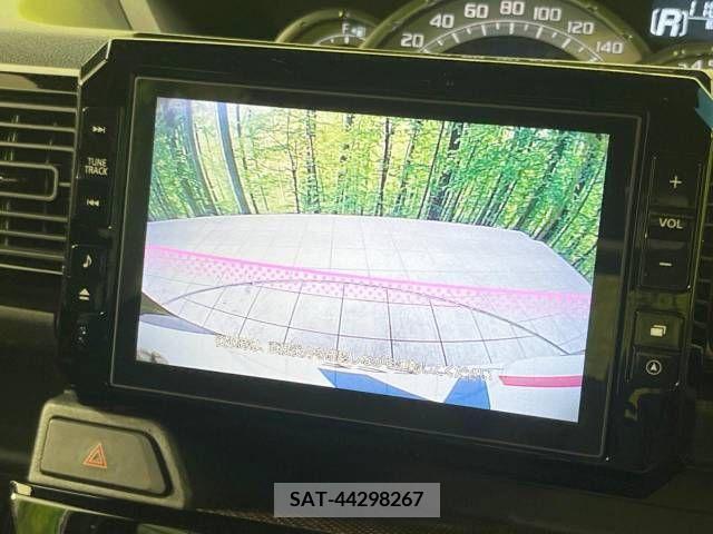 Daihatsu WAKE 2017-03 310558-4