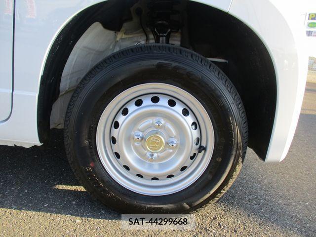 Honda N-VAN 2023-08 206205-10