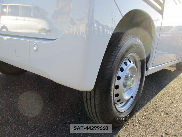 Honda N-VAN 2023-08 206205-12
