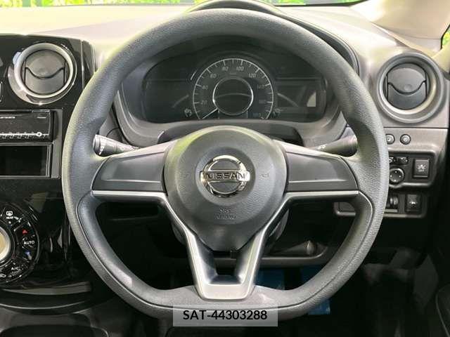 Nissan NOTE 2019-02 340702-10