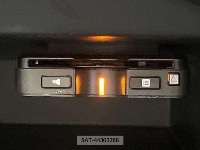 Nissan NOTE 2019-02 340702-4