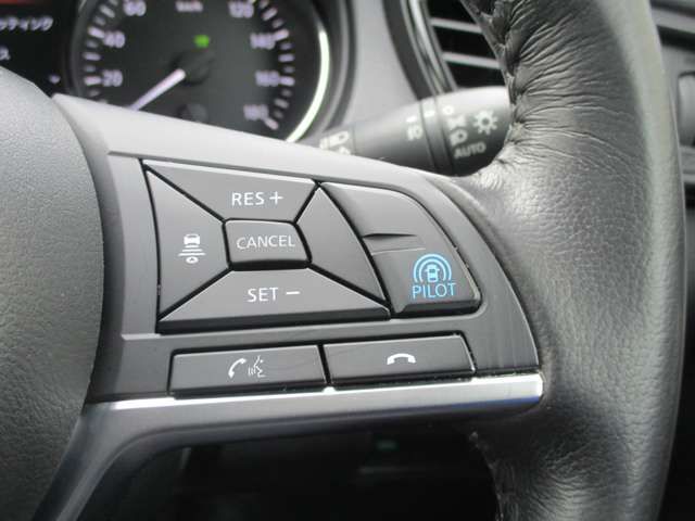 Nissan X-TRAIL 2017-06 3815-4
