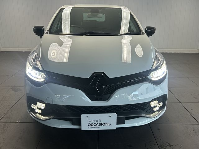 Renault LUTECIA 2020-01 5438-4