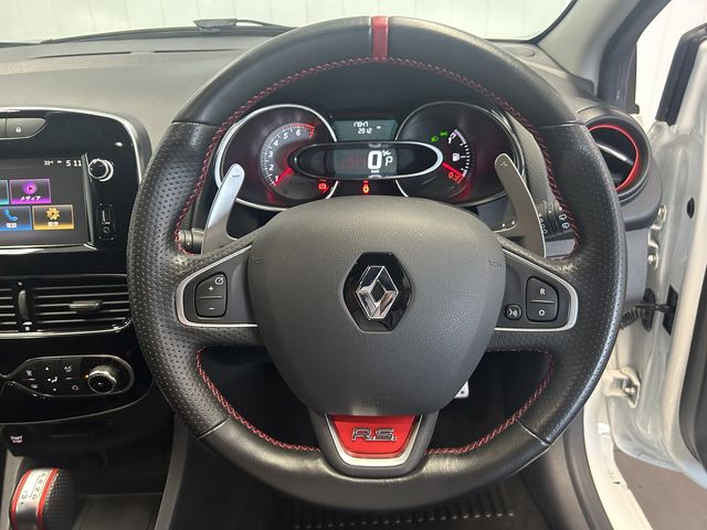 Renault LUTECIA 2020-01 5438-14