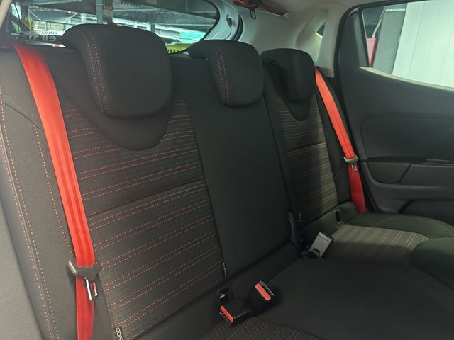 Renault LUTECIA 2020-01 5438-16