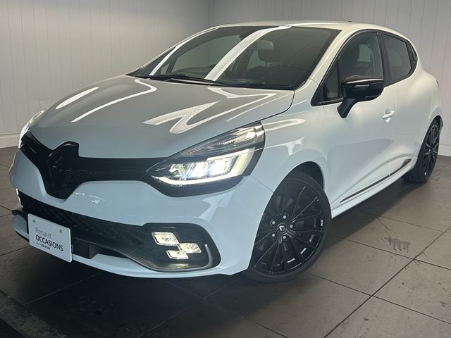 Renault LUTECIA 2020-01 5438-5