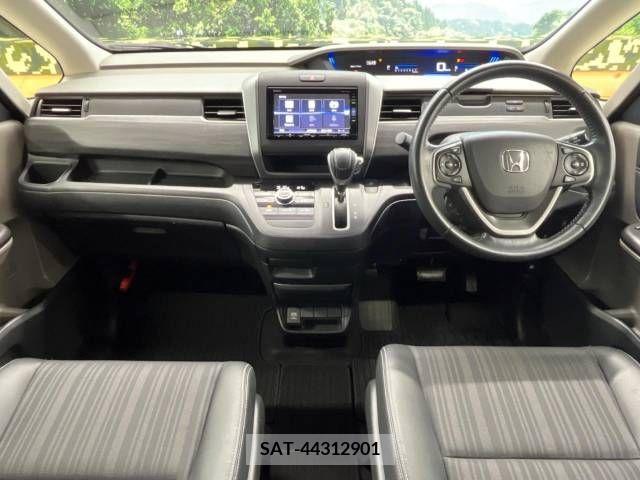 Honda FREED 2017-06 396642-1