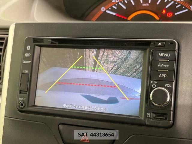 Daihatsu TANTO 2013-12 369247-3