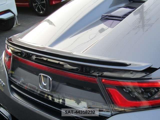 Honda S660 2018-07 283961-9