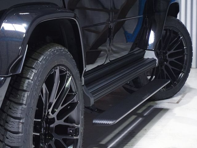 Mercedes Benz G-CLASS 2023-05 23113-12