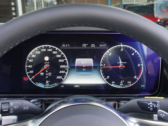Mercedes Benz G-CLASS 2023-05 23113-18