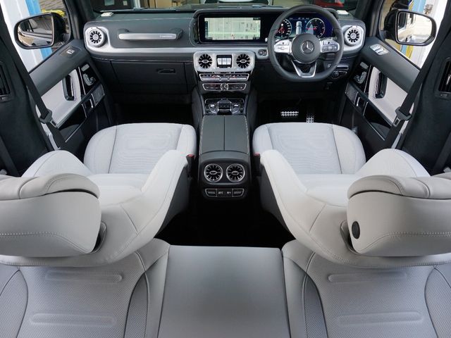 Mercedes Benz G-CLASS 2023-05 23113-15