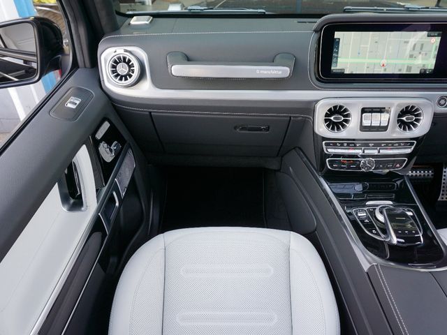 Mercedes Benz G-CLASS 2023-05 23113-17
