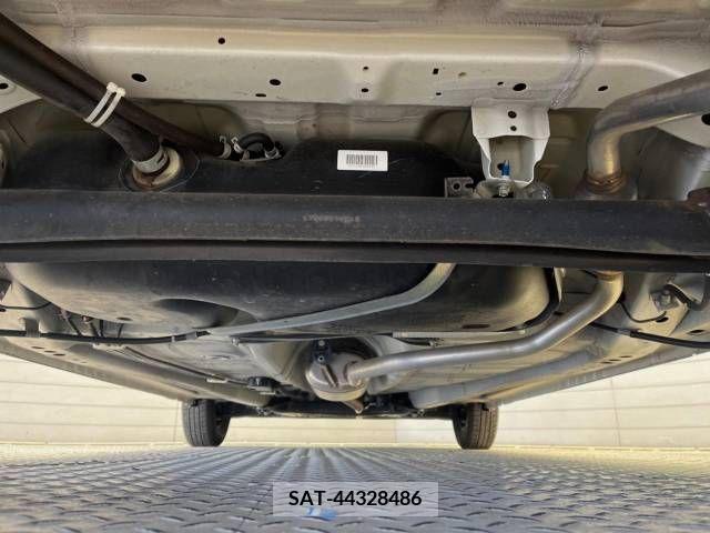 Suzuki ALTO 2017-09 305068-18