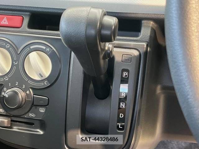 Suzuki ALTO 2017-09 305068-6