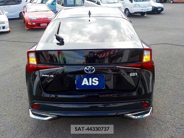 Toyota PRIUS 2021-04 224320-6