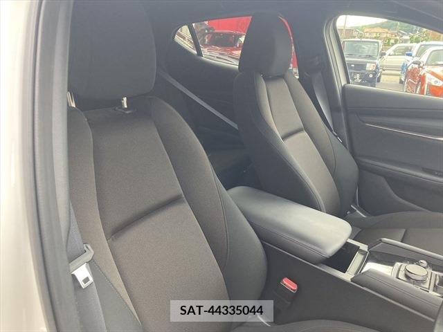Mazda MAZDA3 2021-08 276409-17