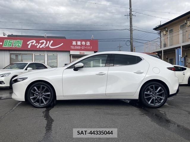 Mazda MAZDA3 2021-08 276409-7