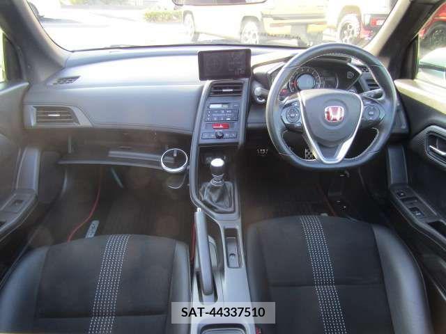 Honda S660 2016-11 223725-11
