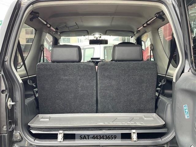 Suzuki JIMNY 2011-06 306102-13
