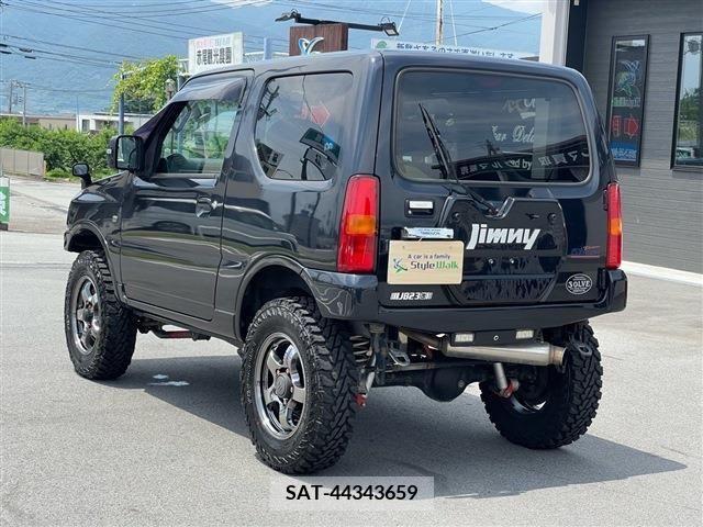 Suzuki JIMNY 2011-06 306102-6