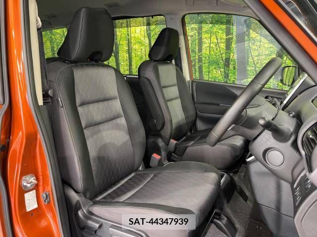 Nissan SERENA 2019-11 285259-8