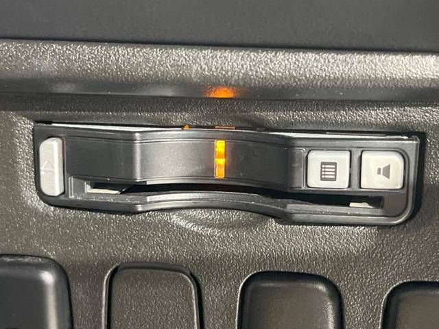 Mitsubishi DELICA D5 2017-11 24849-7