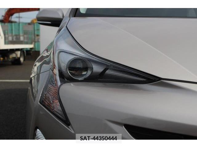 Toyota PRIUS 2016-02 282330-10