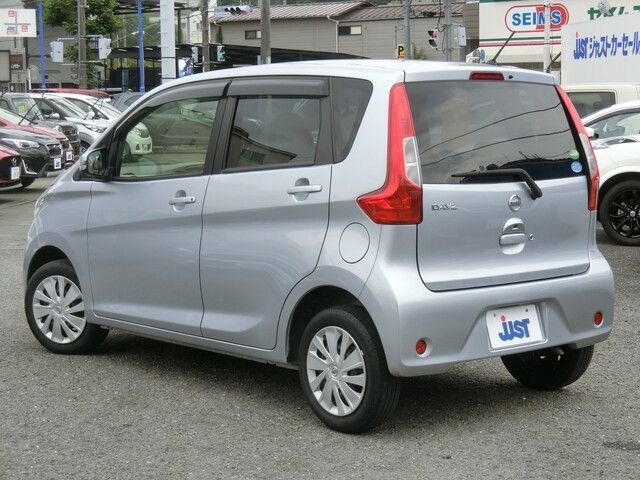 Nissan DAYZ 2018-03 7929-2