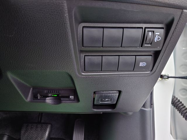 Toyota YARIS 2020-08 14850-8