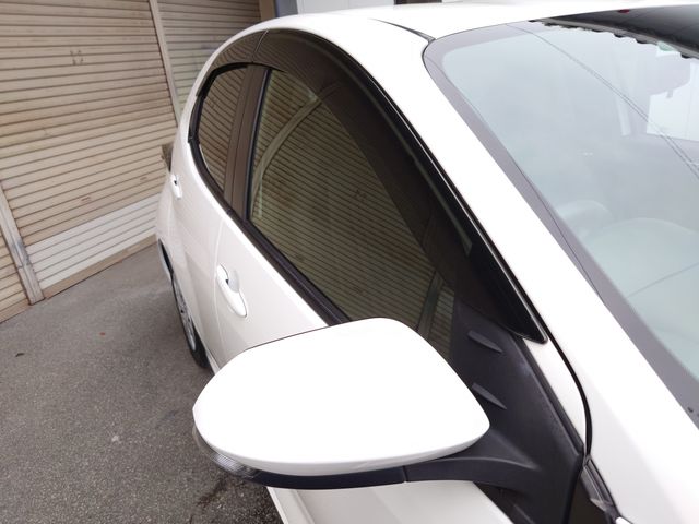 Toyota YARIS 2020-08 14850-27