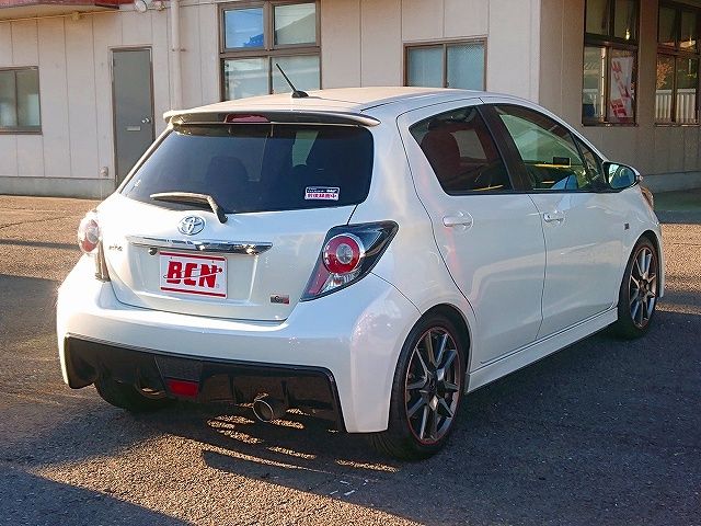 Toyota VITZ 2011-11 183025-2
