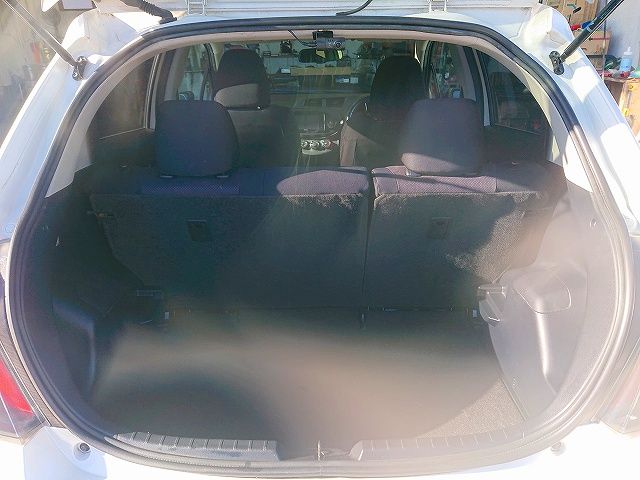 Toyota VITZ 2011-11 183025-17