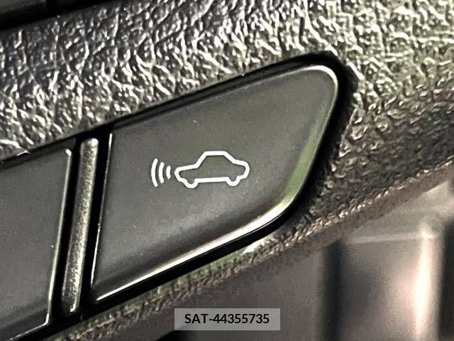 Toyota VELLFIRE 2018-01 299415-6